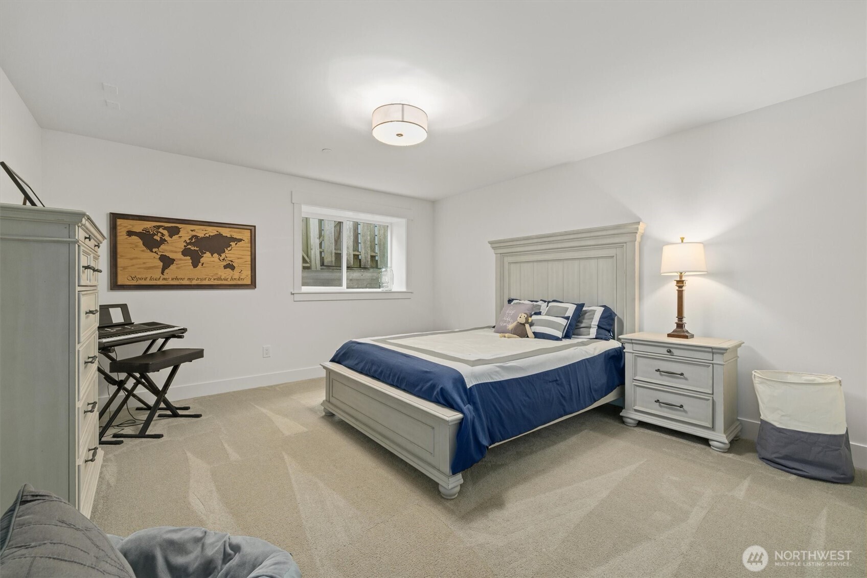 6921 55th Avenue S, Seattle, WA 98118-3411