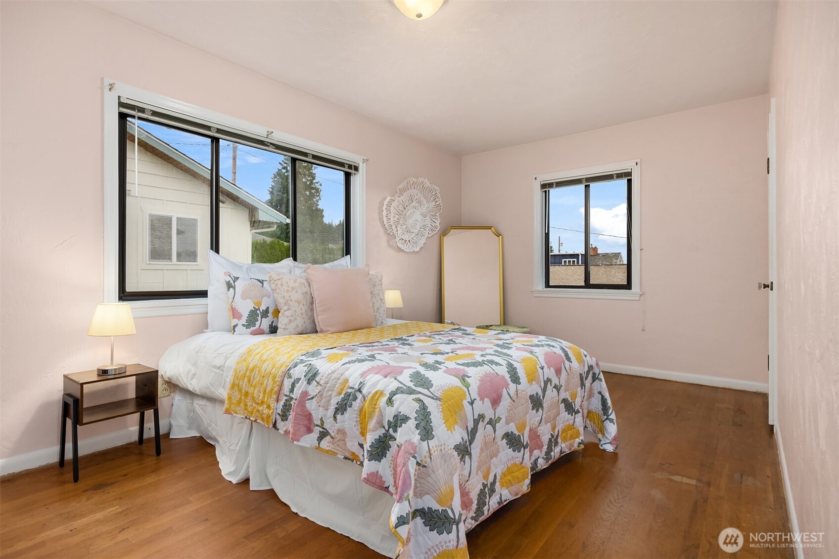 649 NE Sommerseth Street , Poulsbo, WA 98370