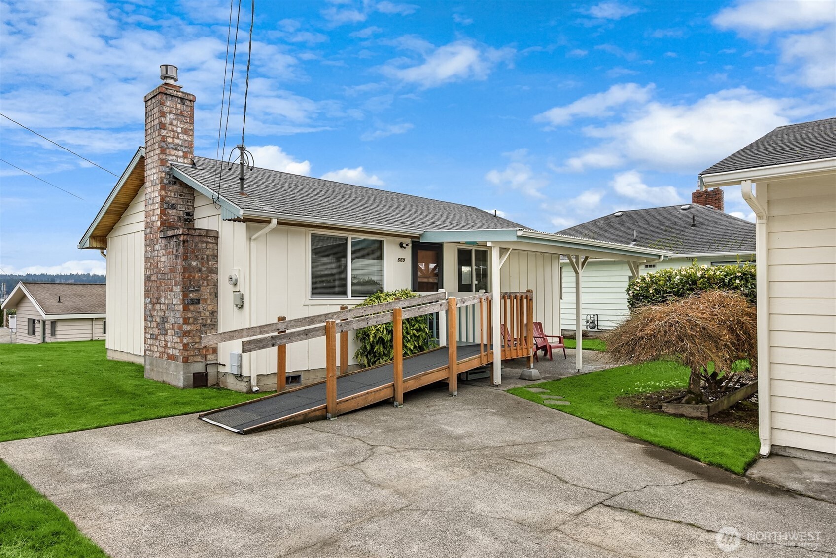 649 NE Sommerseth Street , Poulsbo, WA 98370