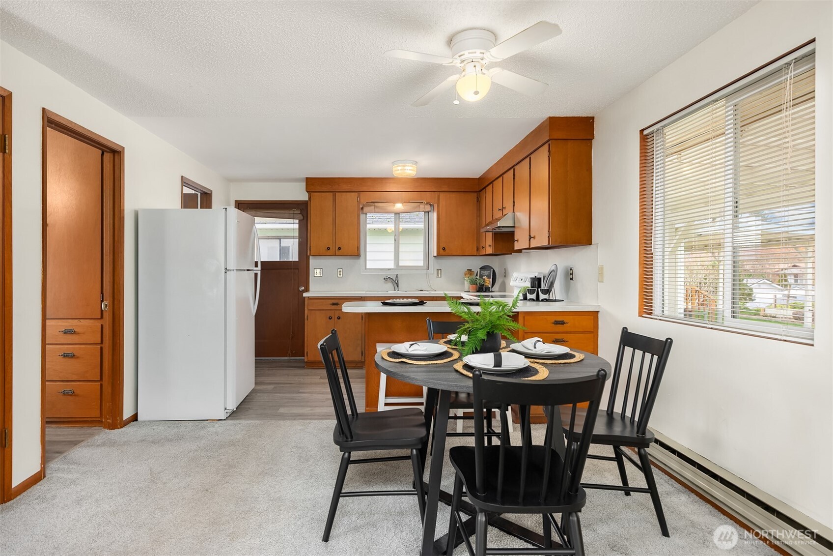 649 NE Sommerseth Street , Poulsbo, WA 98370