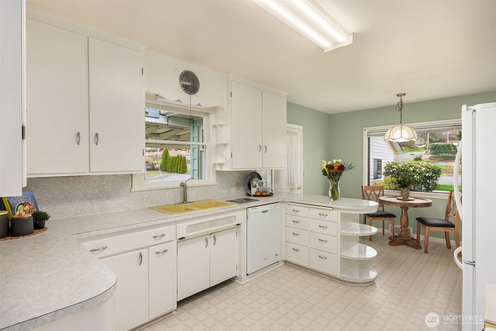 649 NE Sommerseth Street , Poulsbo, WA 98370