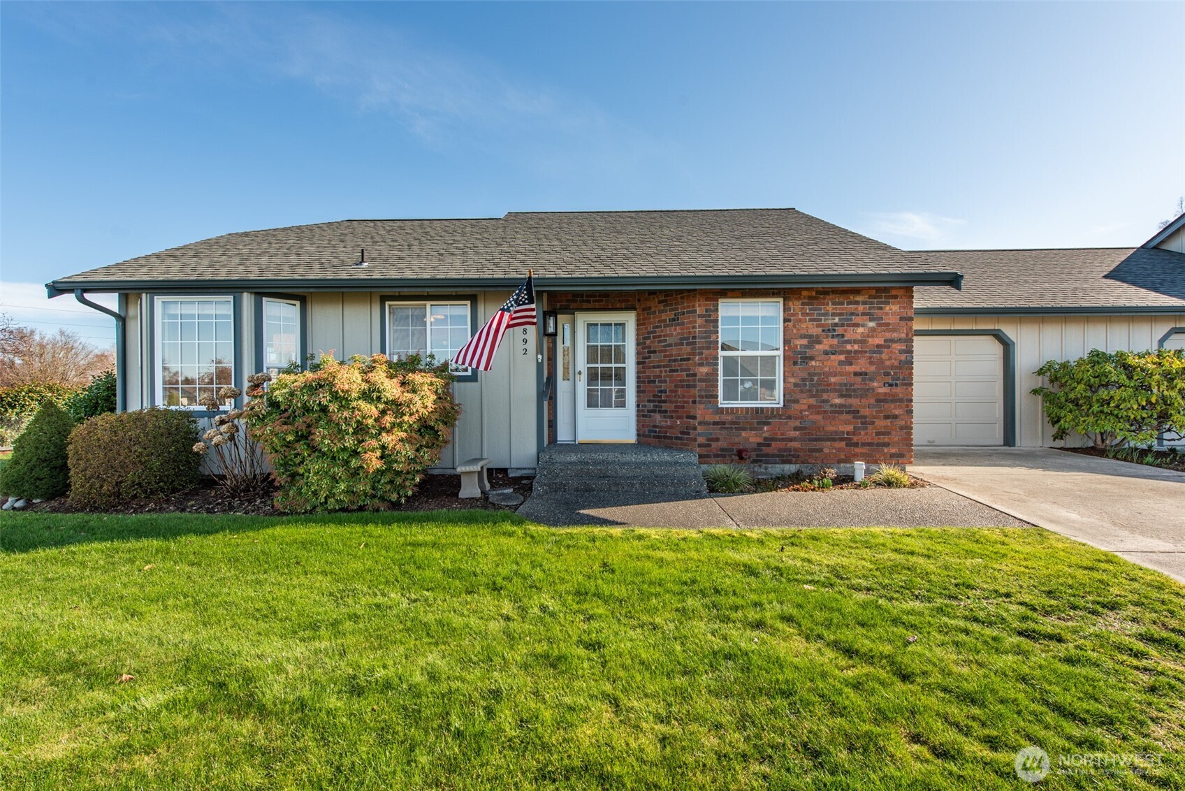 892 N Oxford Way , Sequim, WA 98382