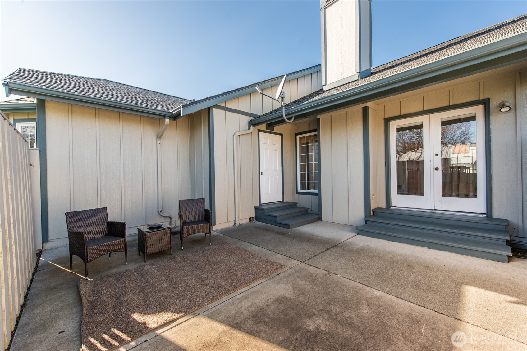 892 N Oxford Way , Sequim, WA 98382