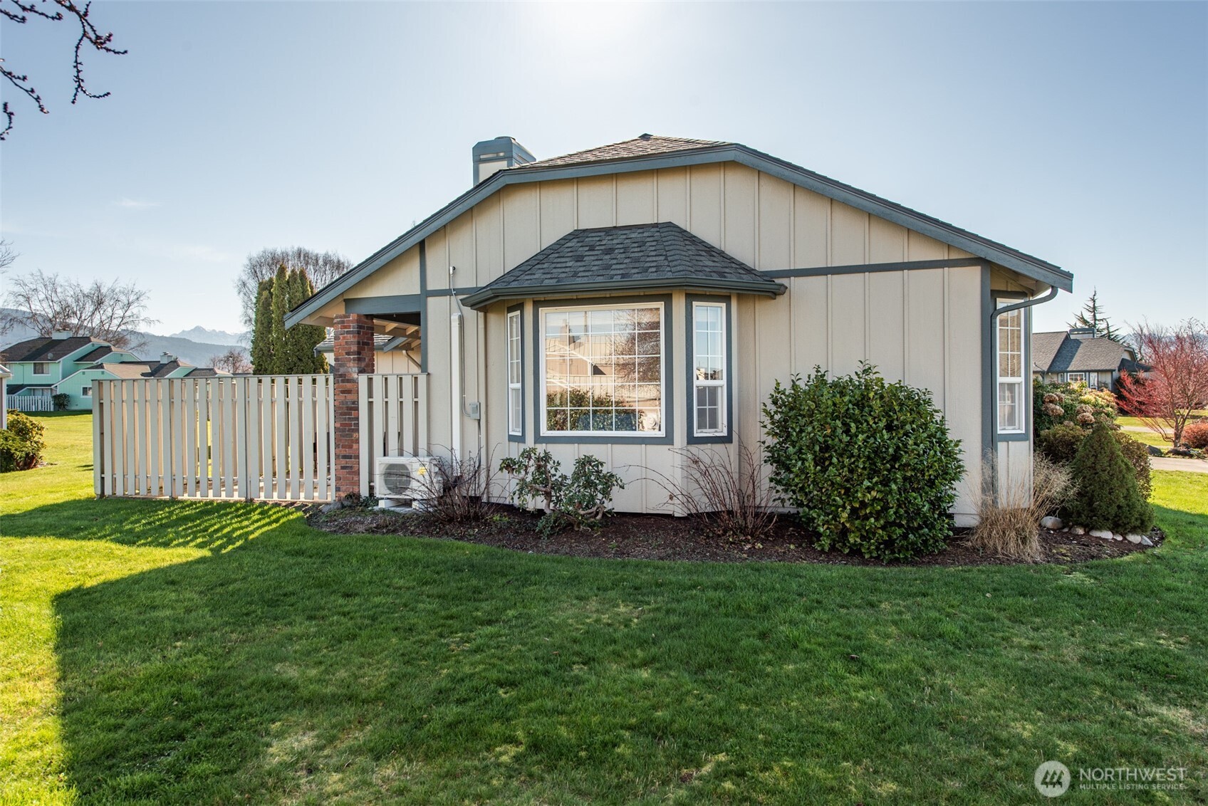 892 N Oxford Way , Sequim, WA 98382