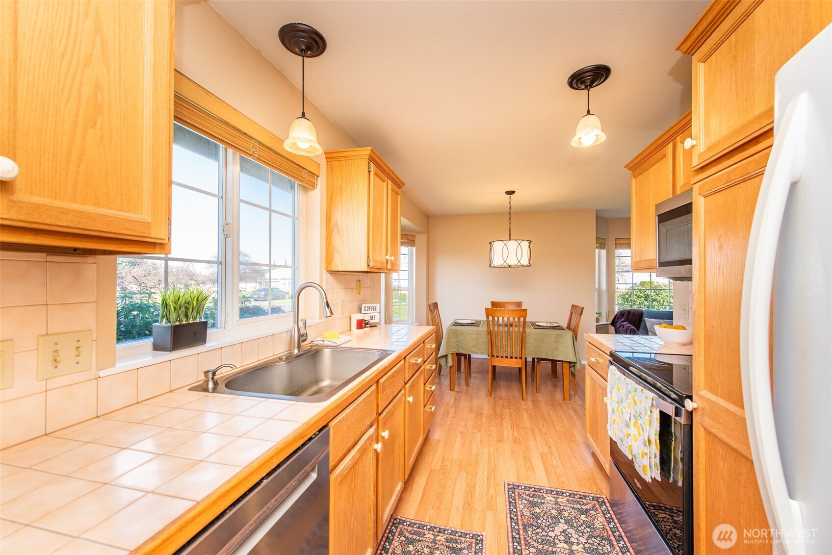 892 N Oxford Way , Sequim, WA 98382