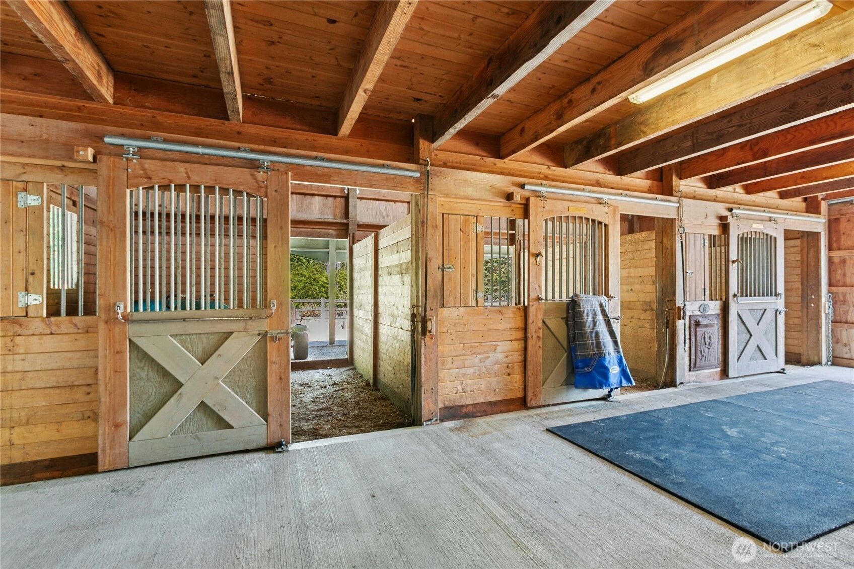 4141 244th Avenue NE, Redmond, WA 98053