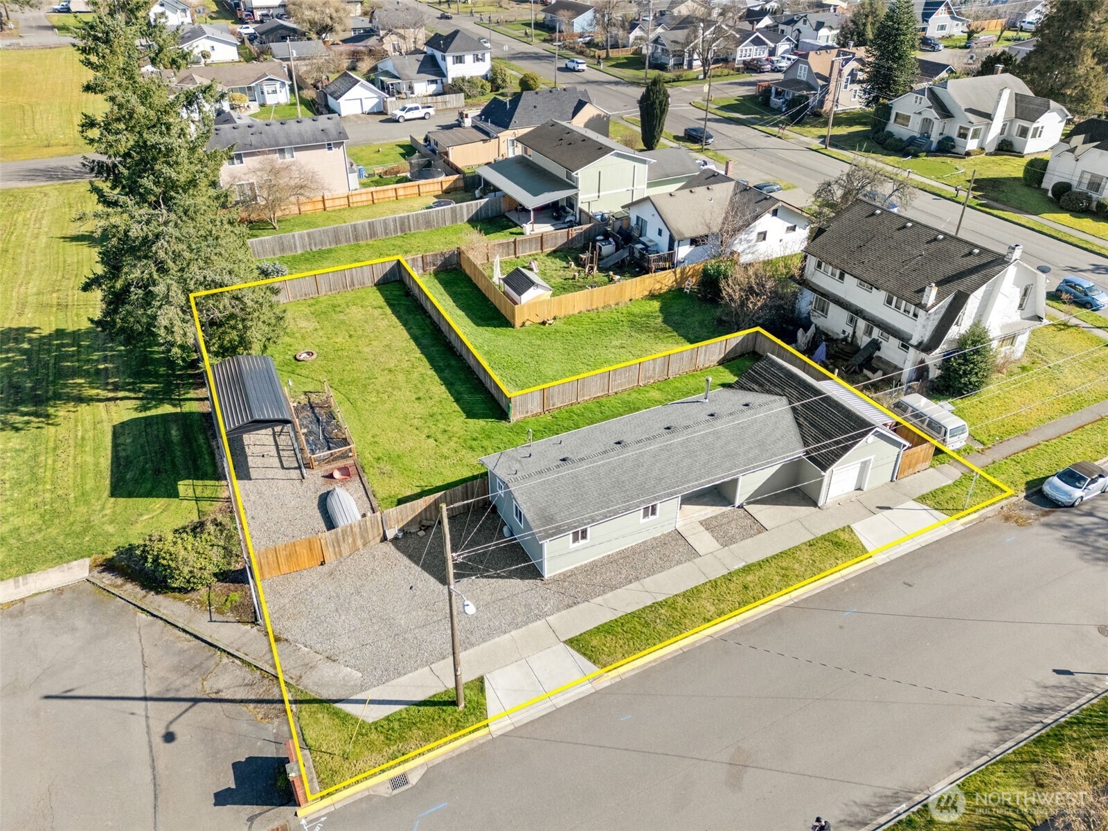 122 N C St , Buckley, WA 98321