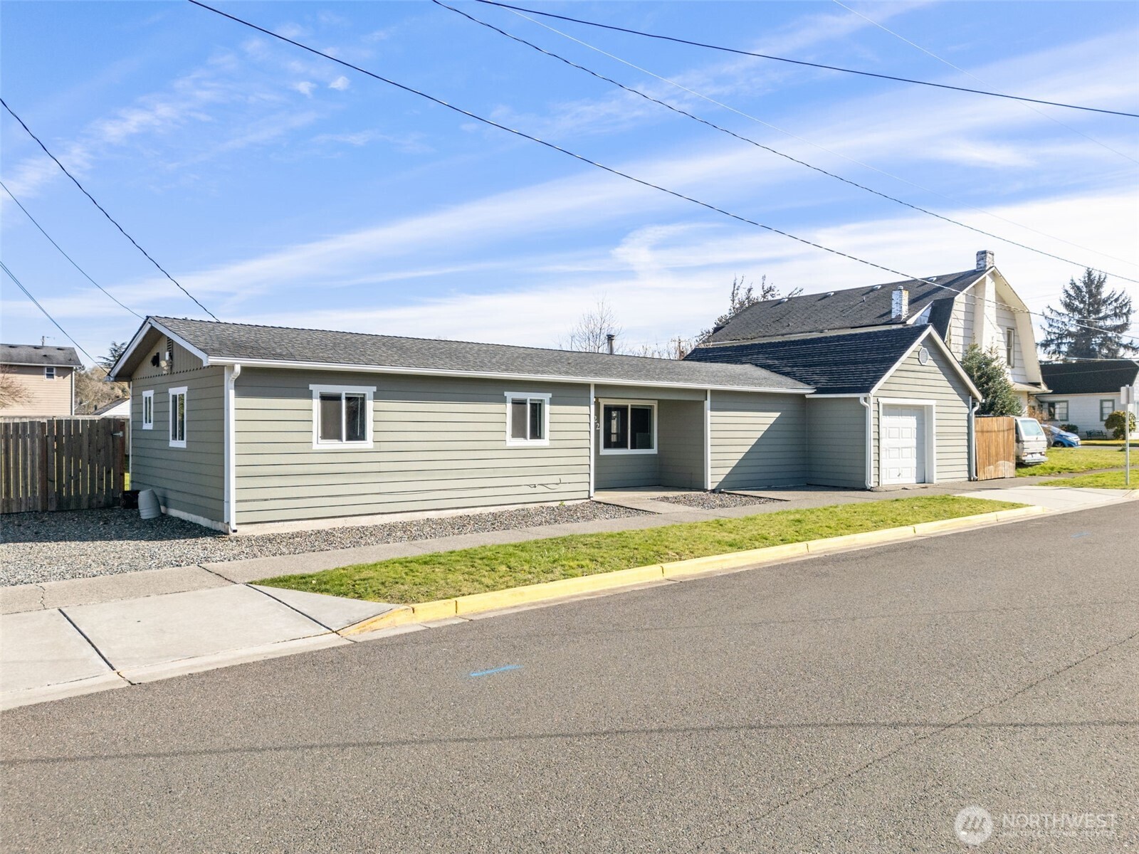 122 N C St , Buckley, WA 98321