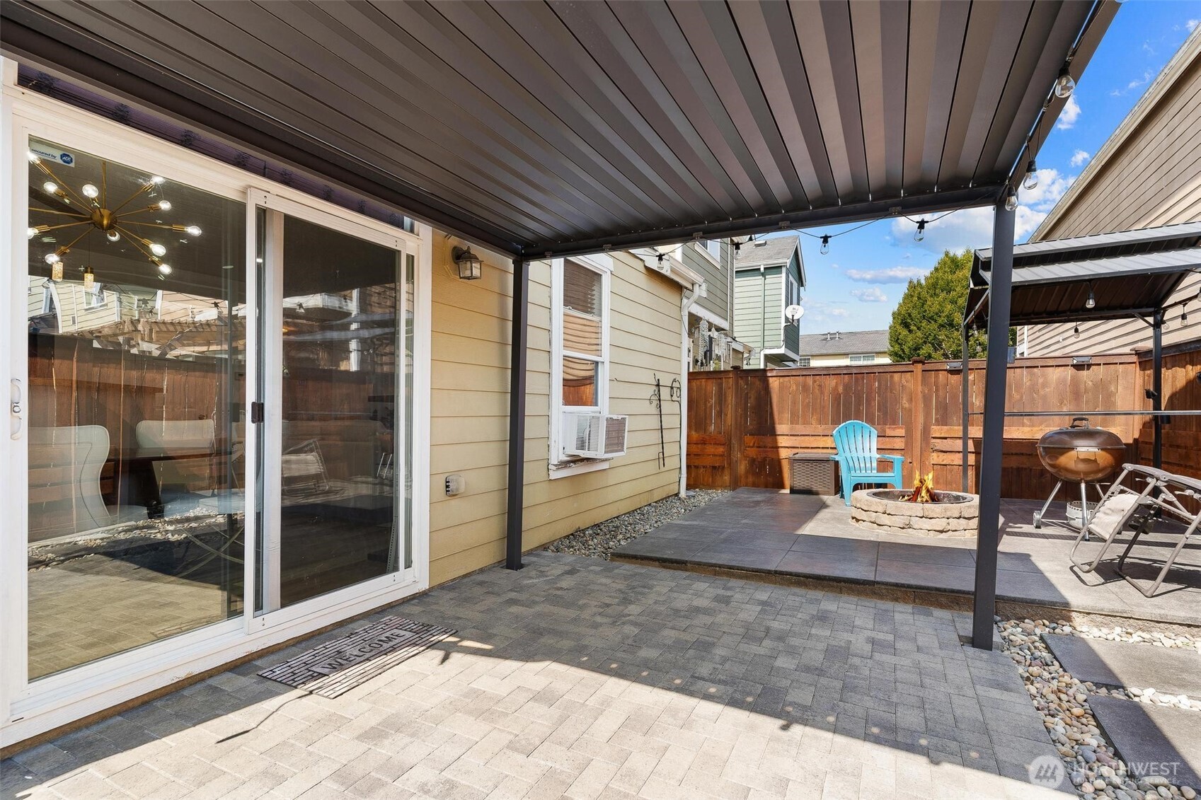 11415 6th Avenue E , Tacoma, WA 98445