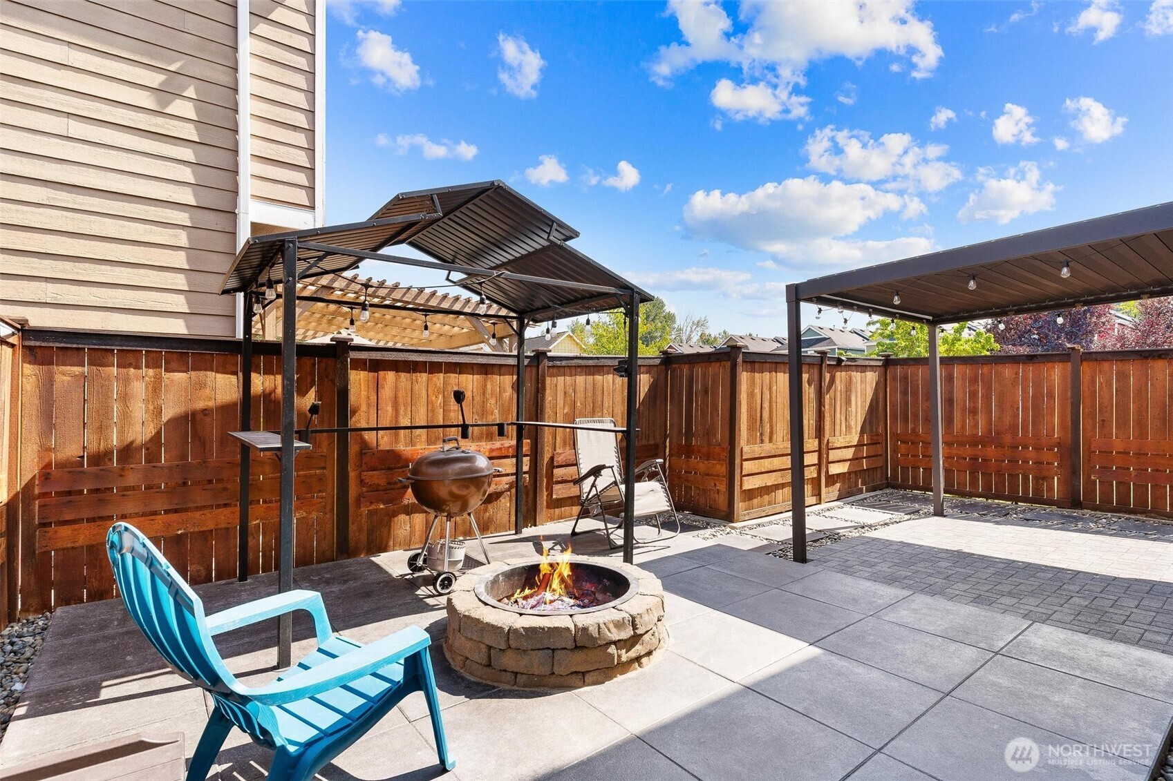 11415 6th Avenue E , Tacoma, WA 98445