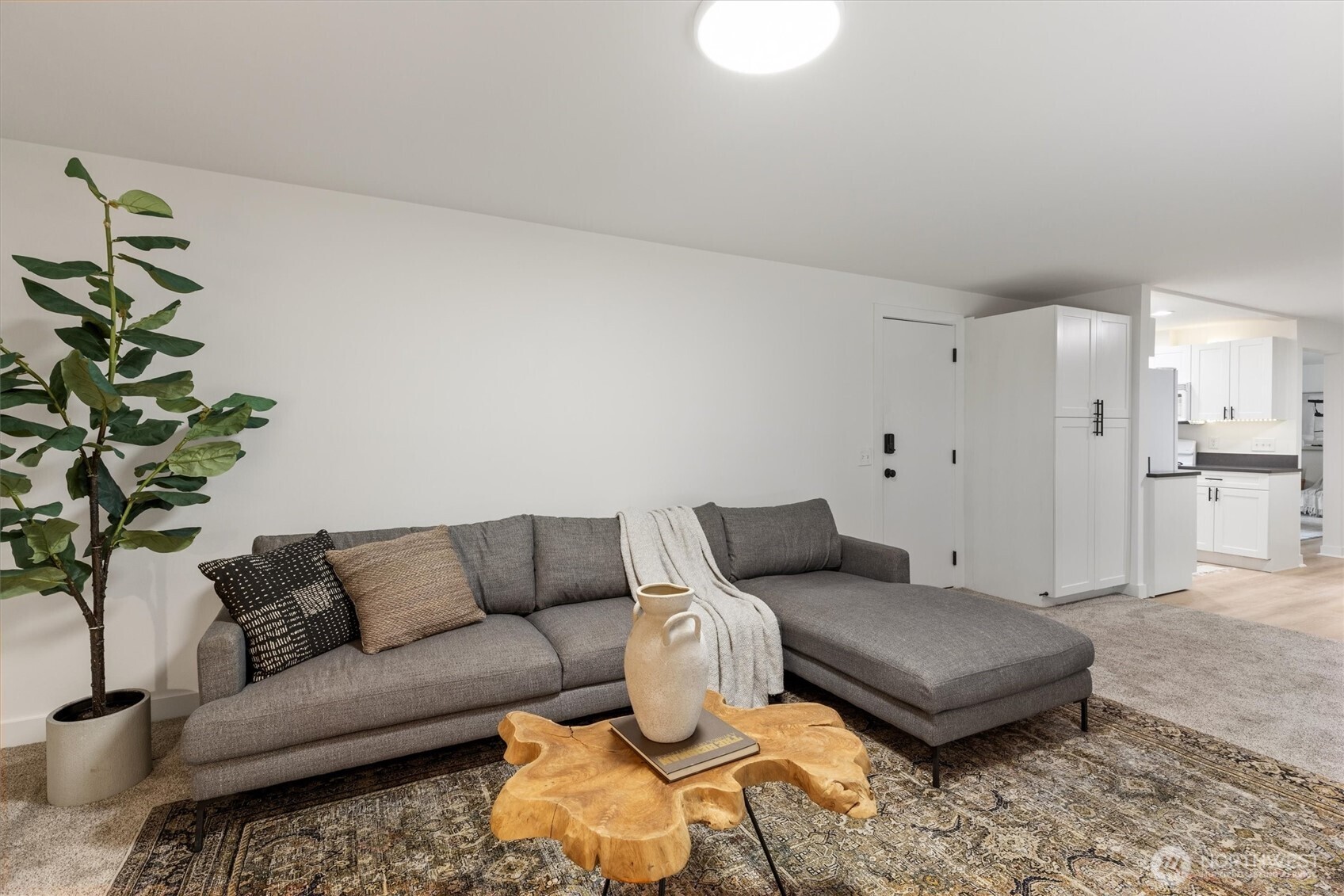 10009 161st Avenue NE, Redmond, WA 98052