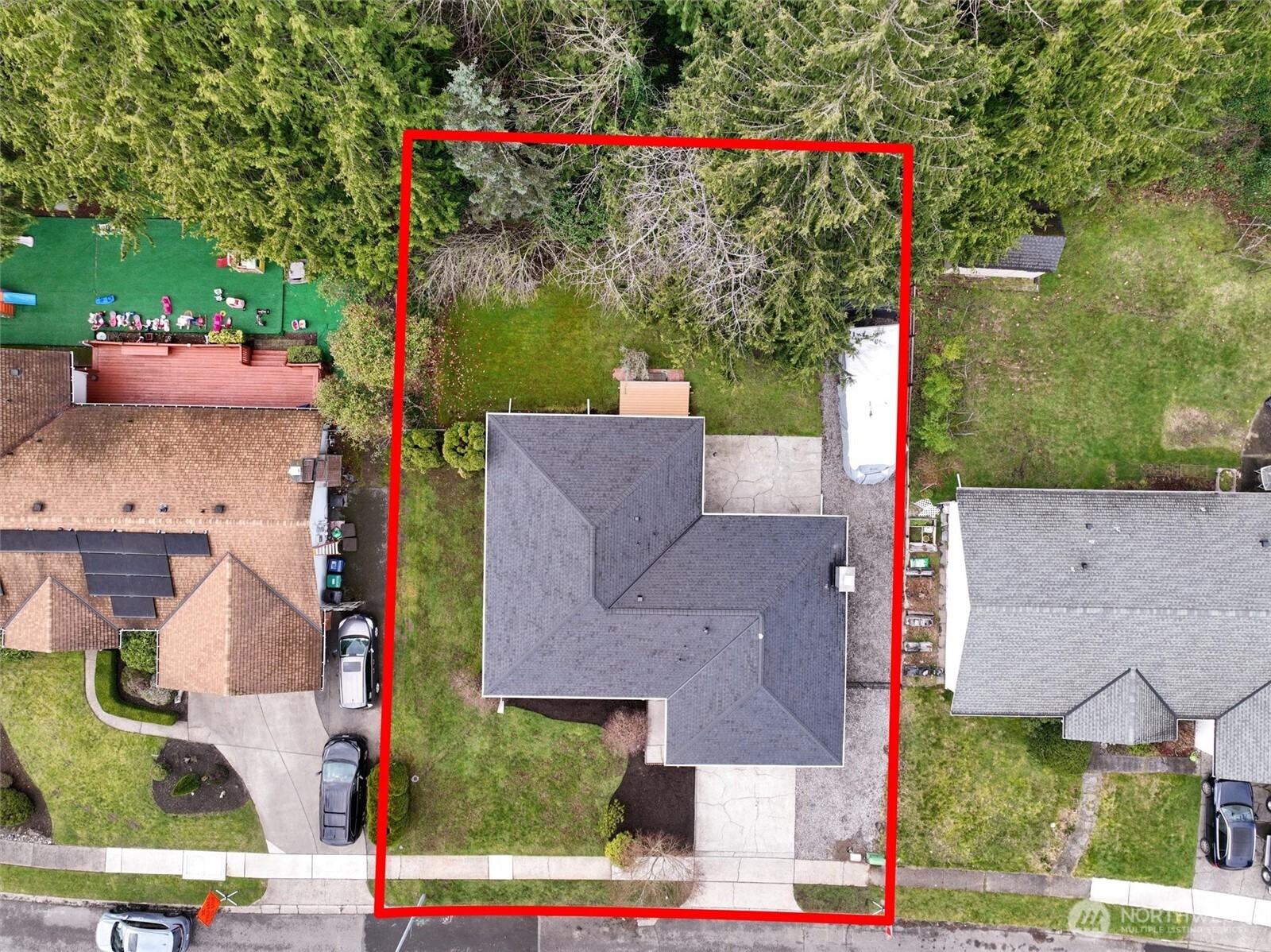 10009 161st Avenue NE, Redmond, WA 98052