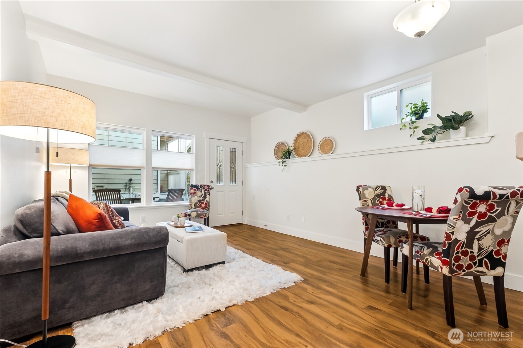 5907 40th Avenue SW #B, Seattle, WA 98136