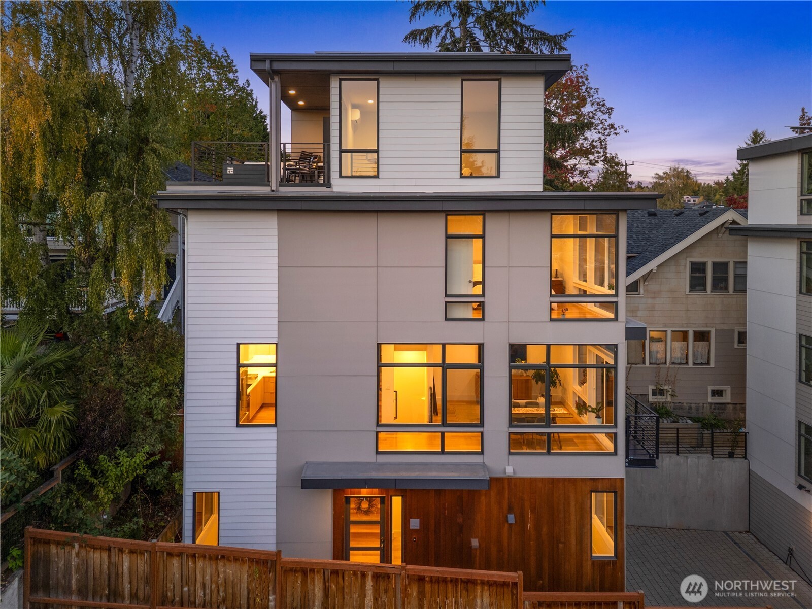 3959 1st Avenue NE #A, Seattle, WA 98105