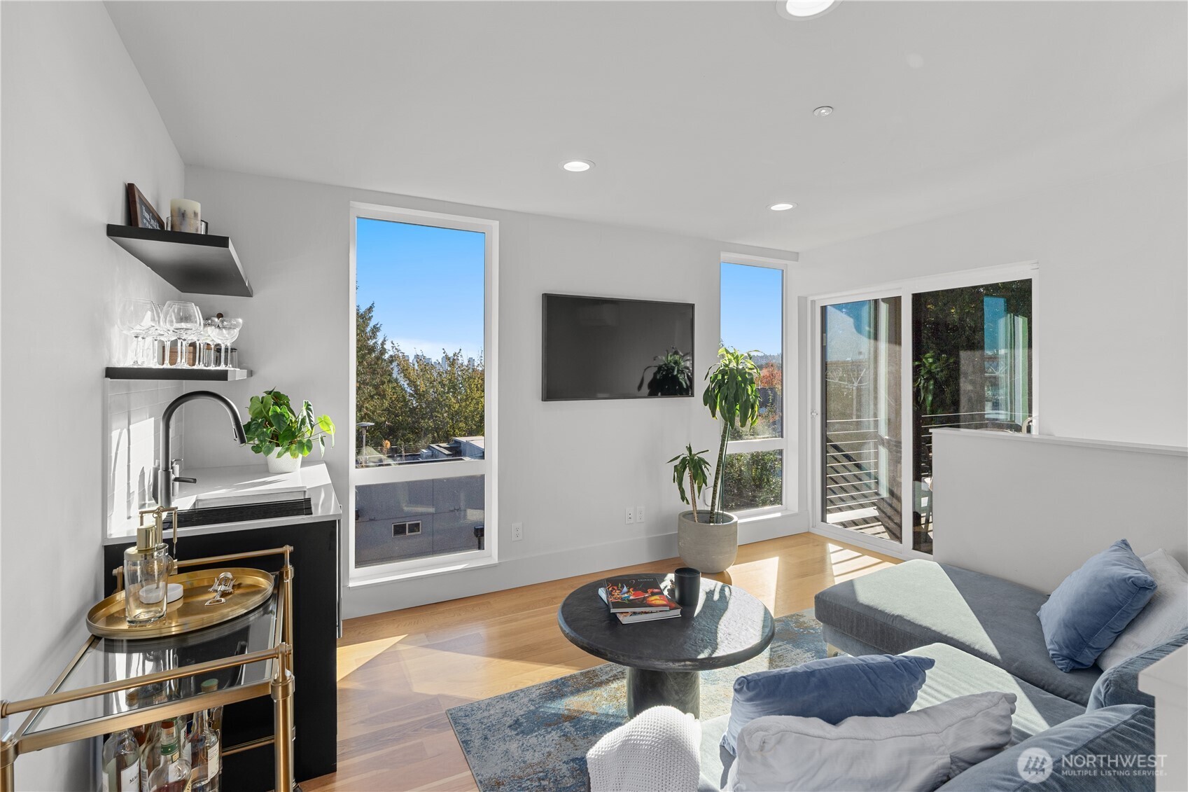 3959 1st Avenue NE #A, Seattle, WA 98105