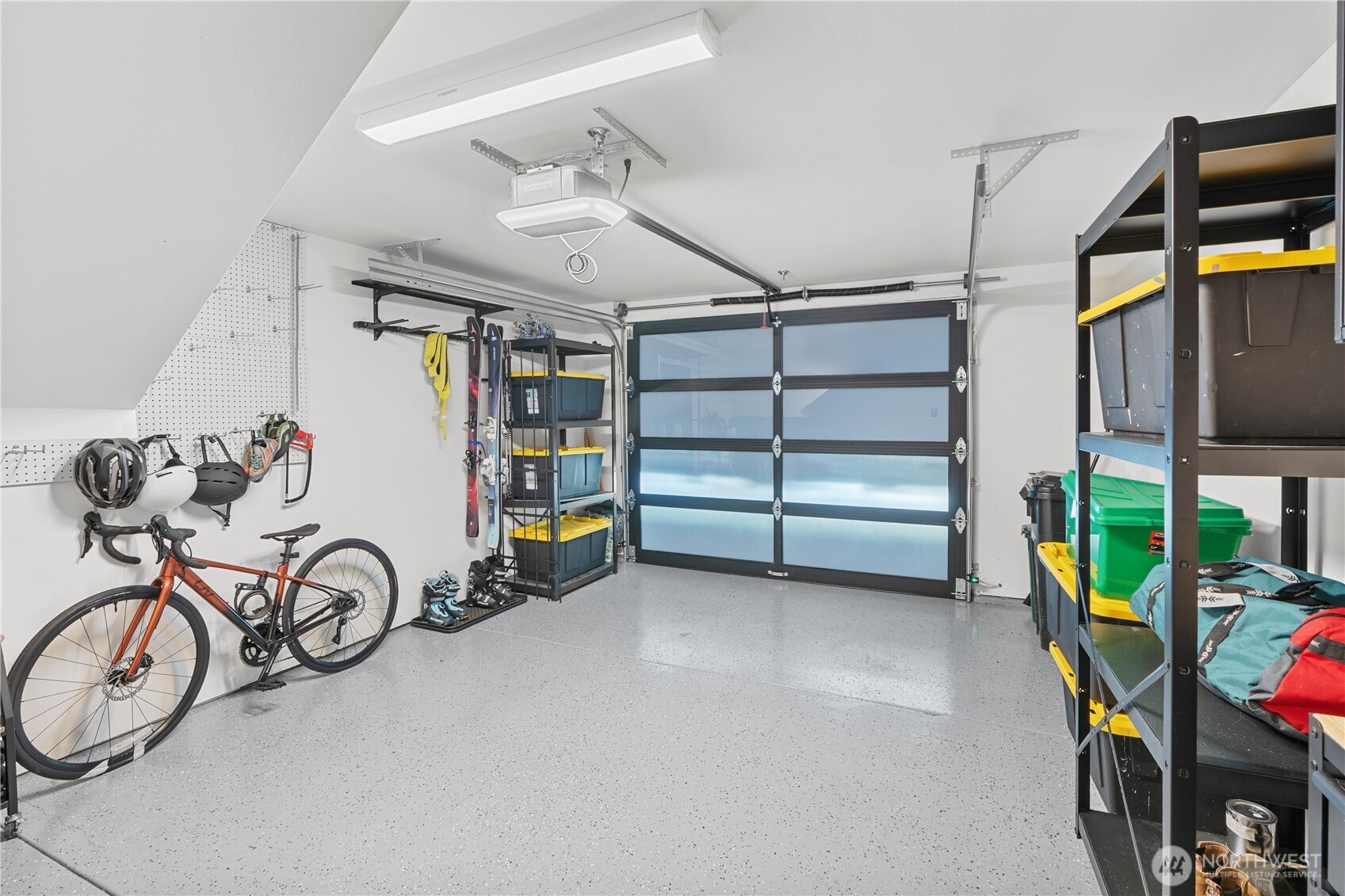 3959 1st Avenue NE #A, Seattle, WA 98105