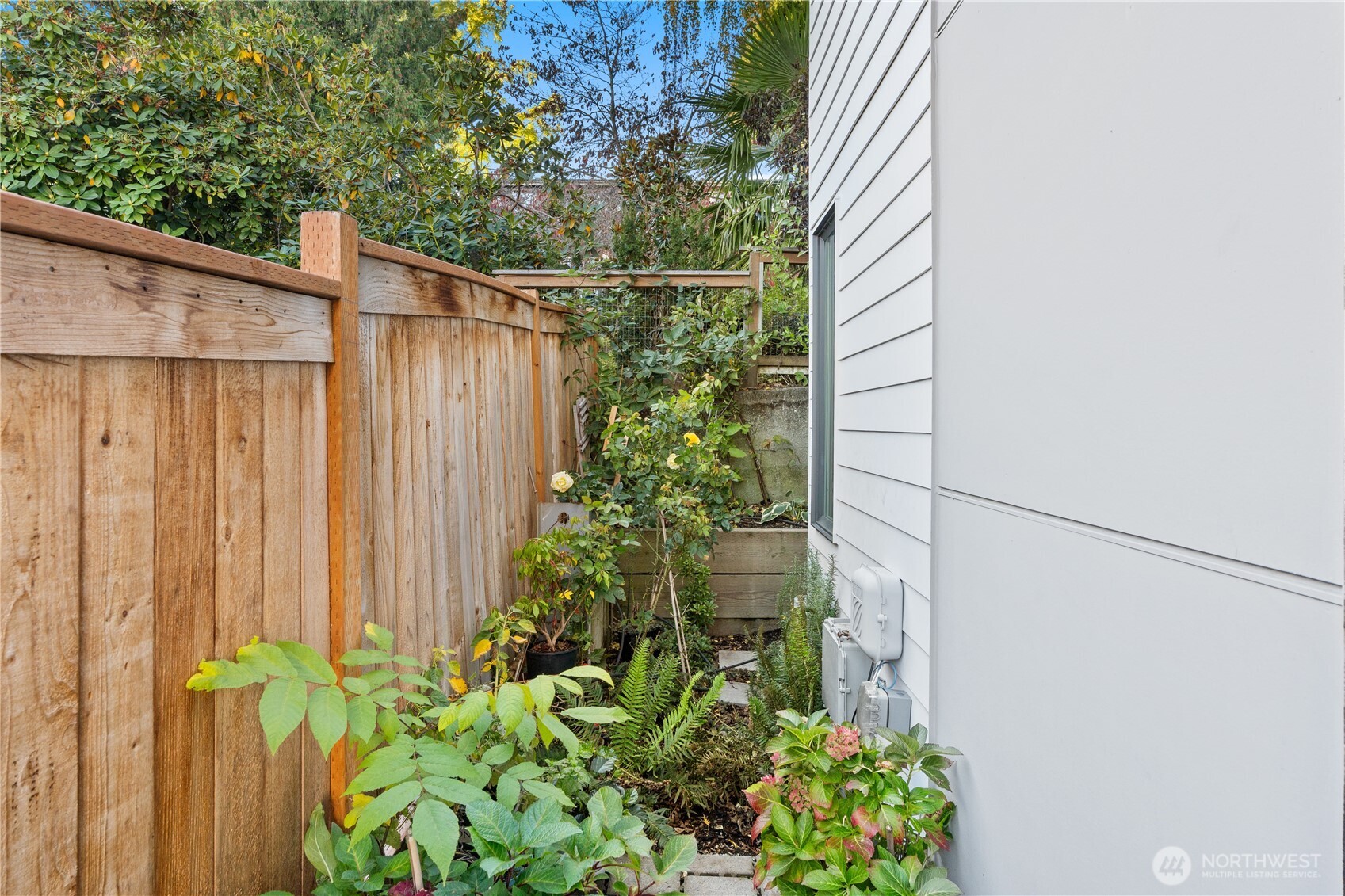 3959 1st Avenue NE #A, Seattle, WA 98105