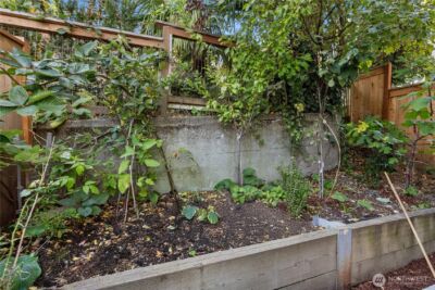 3959 1st Avenue NE #A, Seattle, WA 98105 - Photo 23