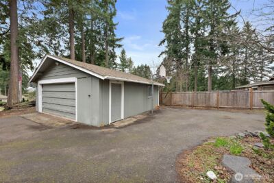 9717 61st Avenue E, Puyallup, WA 98373 - Photo 3