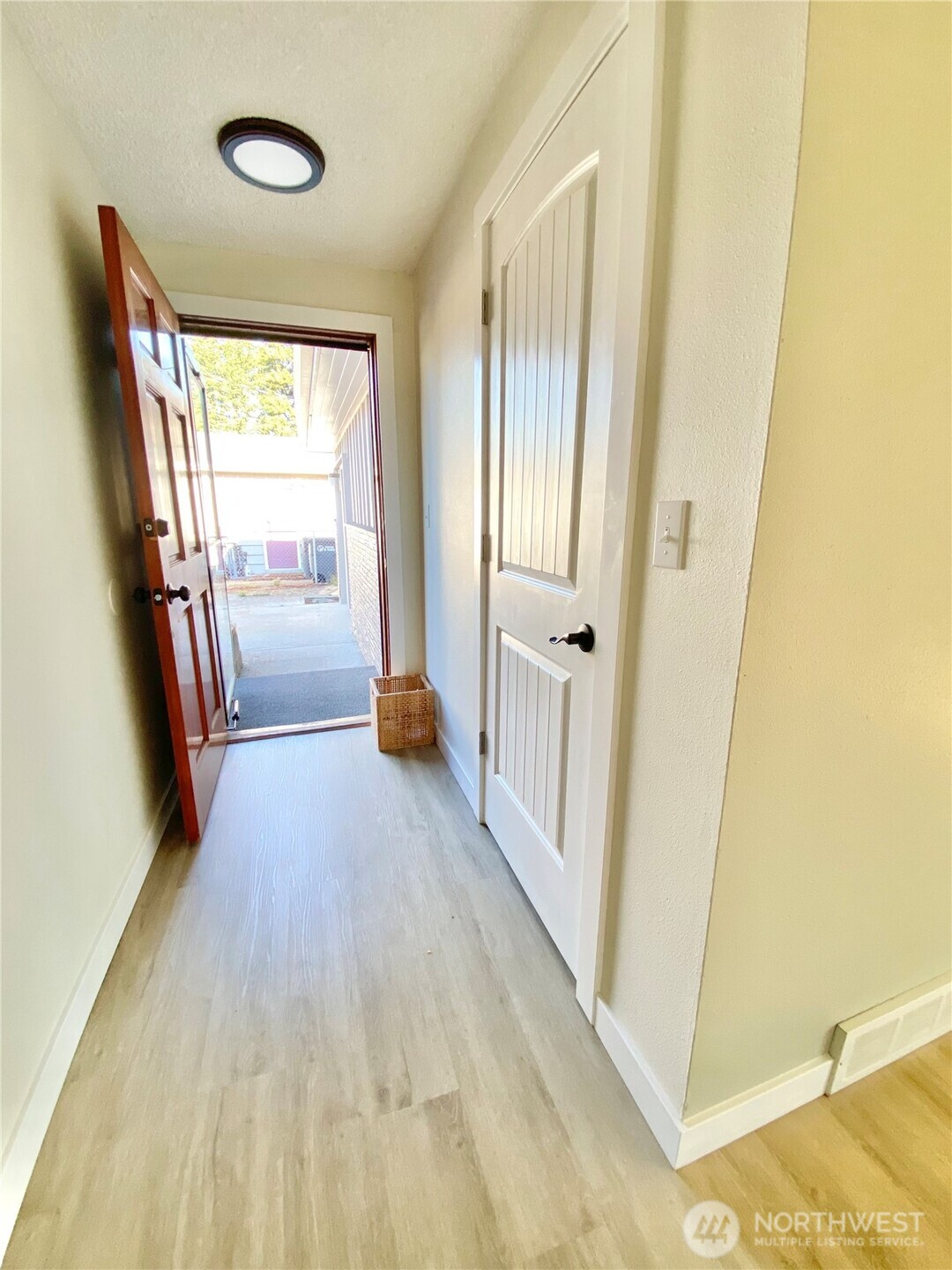 621 SW 132 Street , Burien, WA 98146-0035