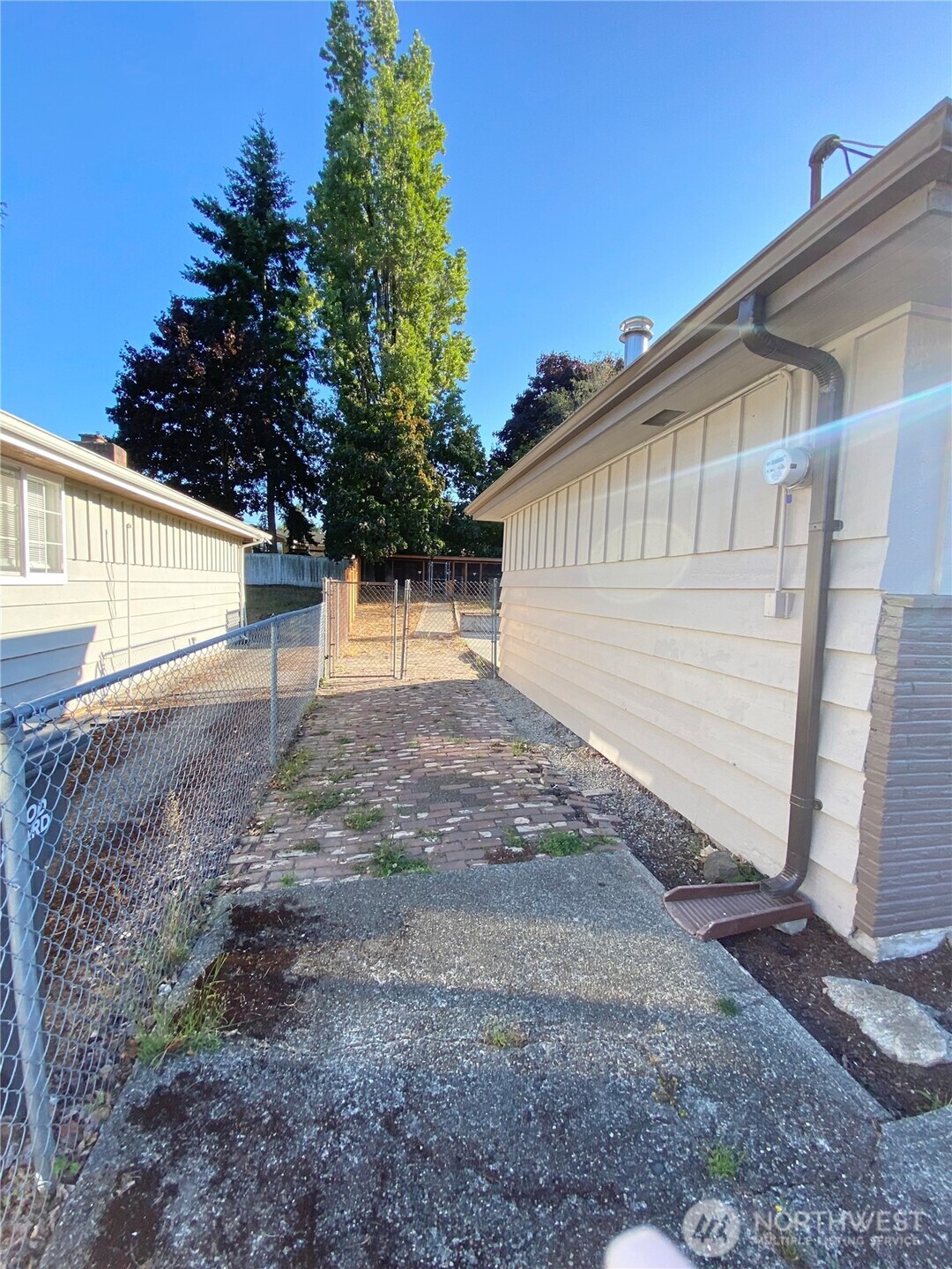 621 SW 132 Street , Burien, WA 98146-0035