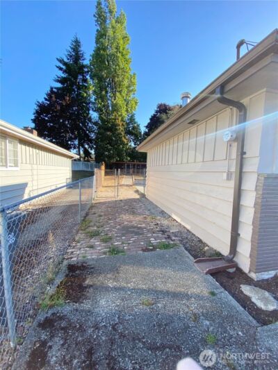 621 SW 132 Street , Burien, WA 98146-0035 - Photo 23