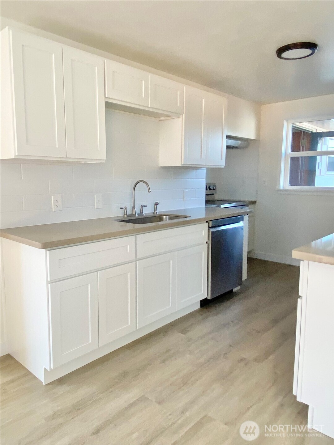 621 SW 132 Street , Burien, WA 98146-0035