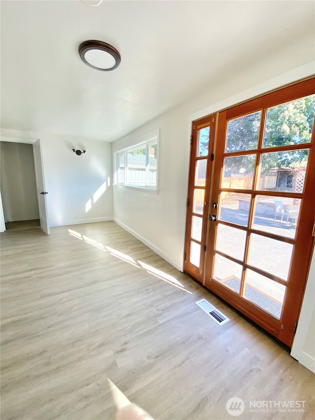 621 SW 132 Street , Burien, WA 98146-0035