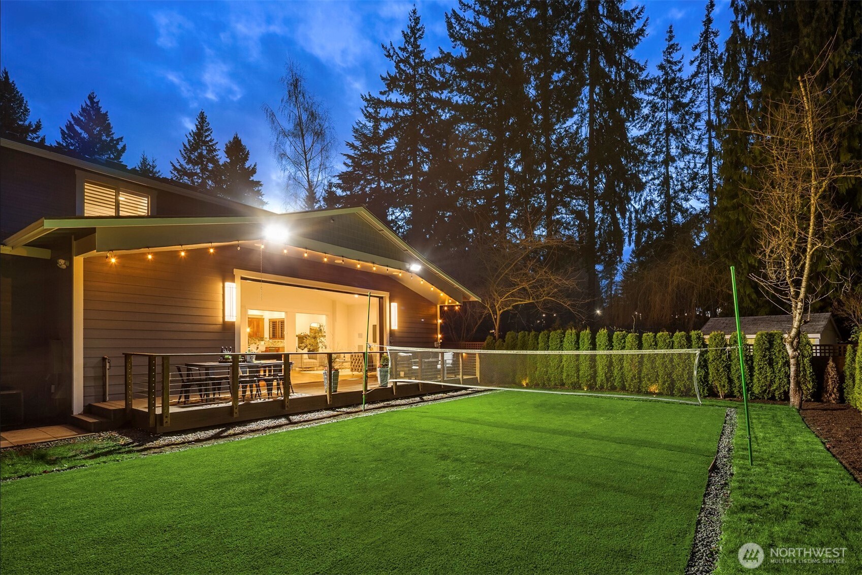 14424 SE 17th St , Bellevue, WA 98007