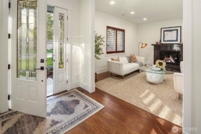 14424 SE 17th St , Bellevue, WA 98007 - Photo 4