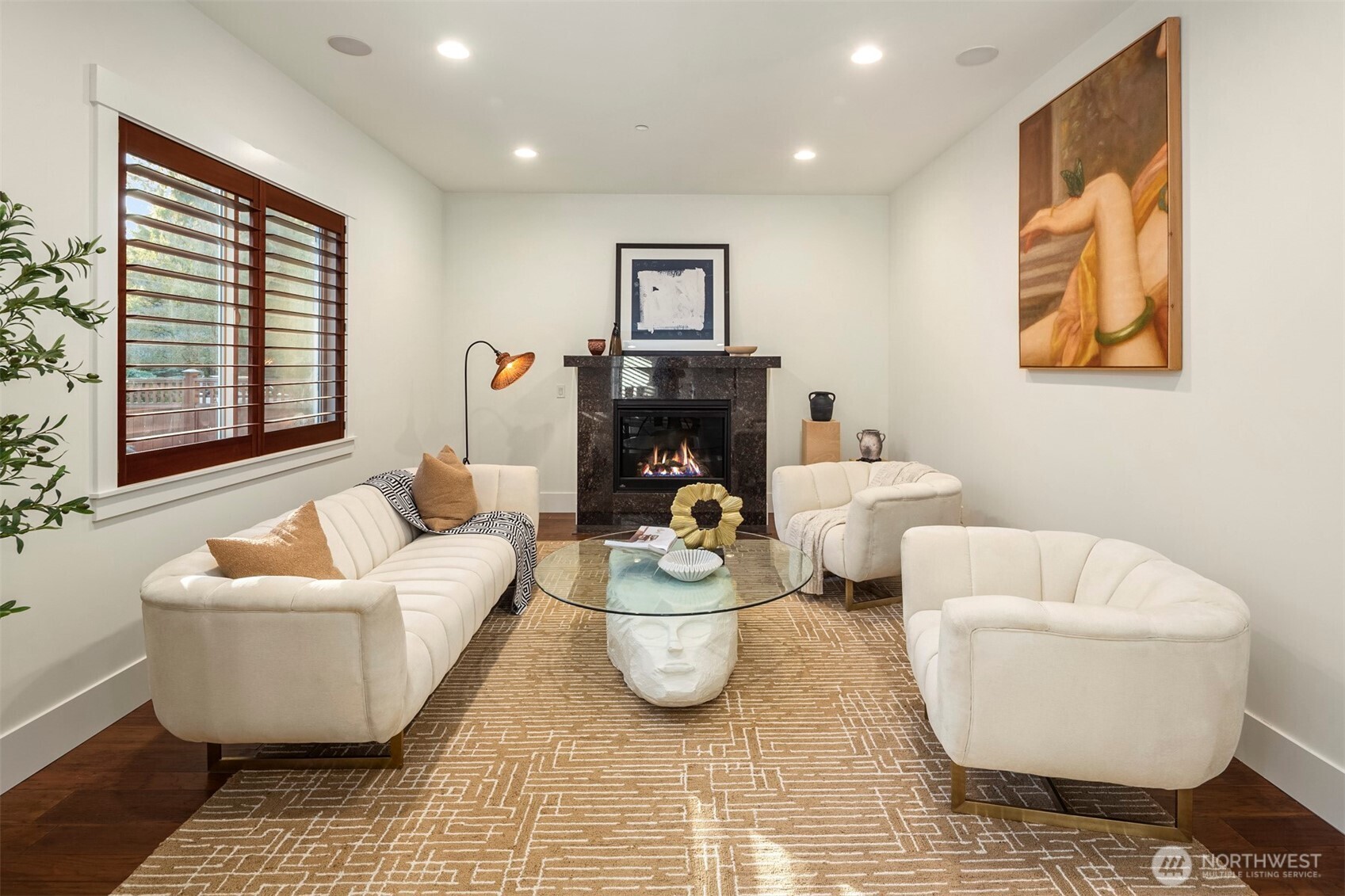 14424 SE 17th St , Bellevue, WA 98007