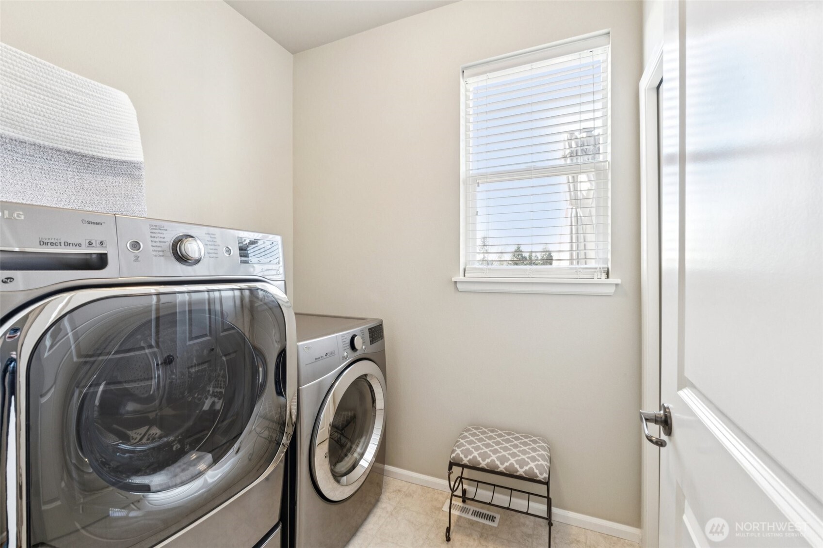 20916 13th Avenue W, Lynnwood, WA 98036