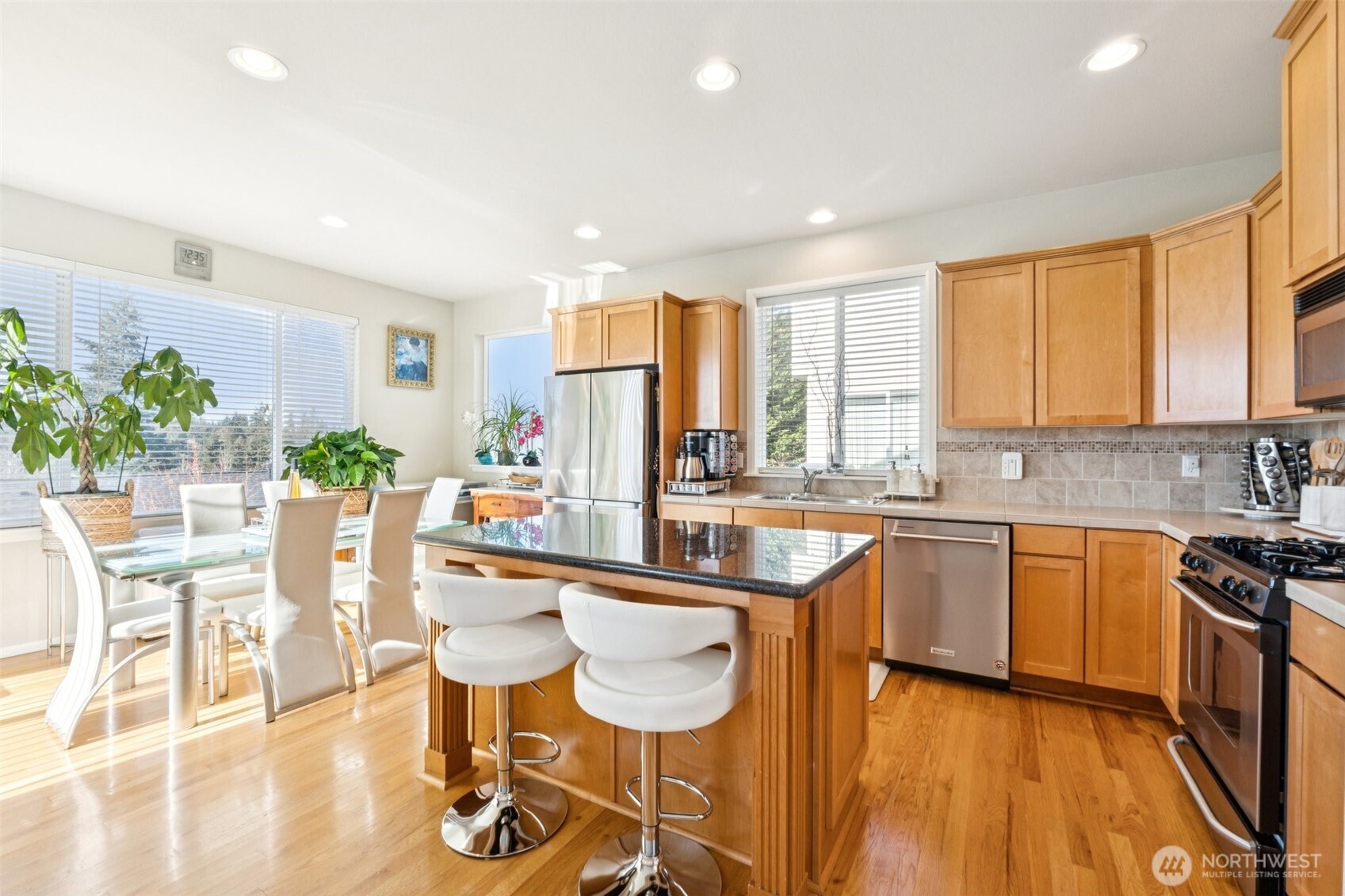 20916 13th Avenue W, Lynnwood, WA 98036