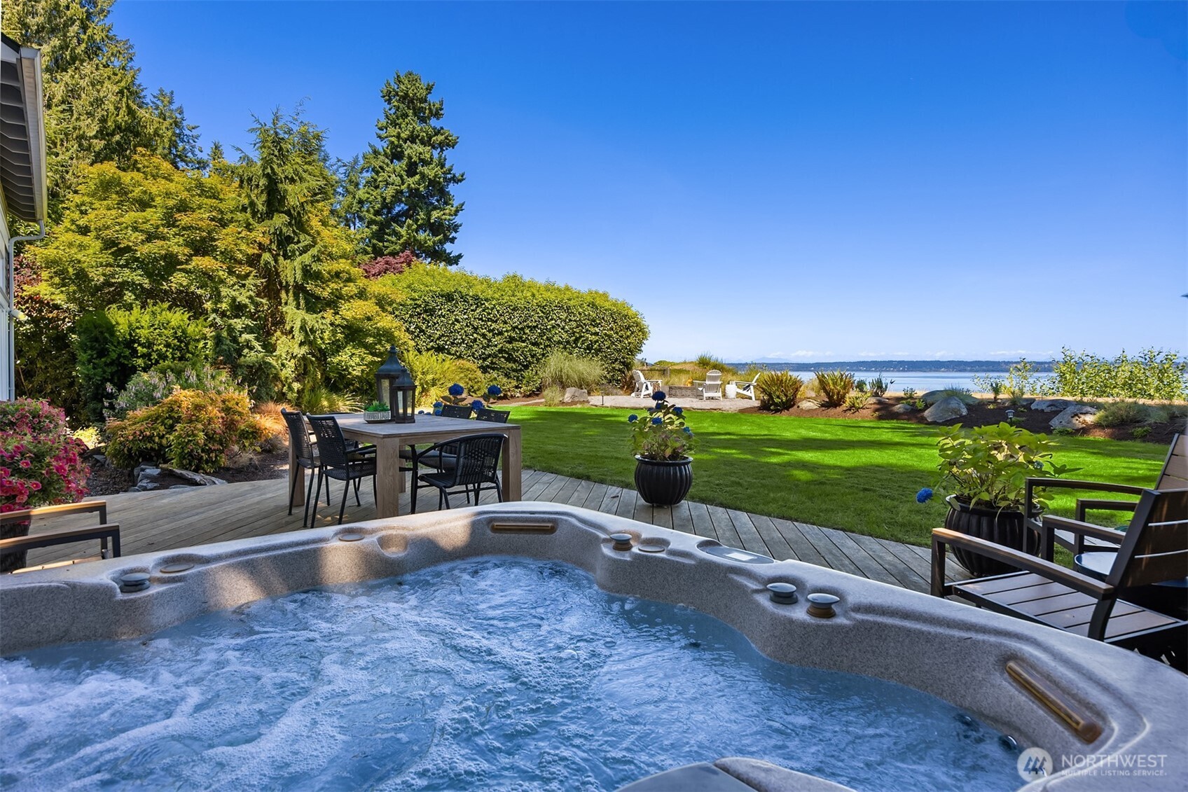 10668 NE Manor Lane , Bainbridge Island, WA 98110