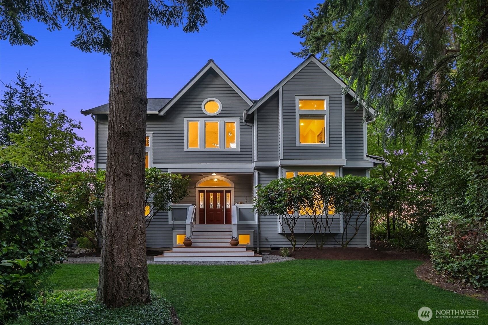 10668 NE Manor Lane , Bainbridge Island, WA 98110