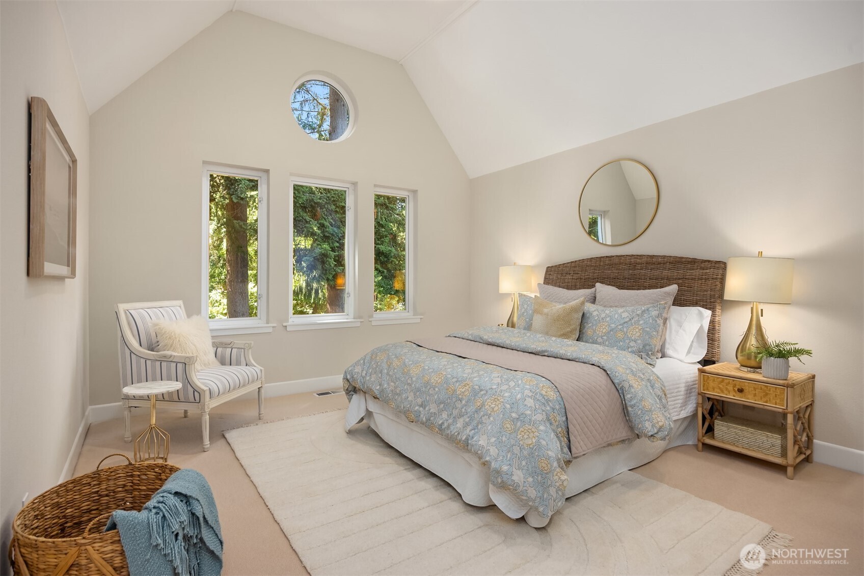 10668 NE Manor Lane , Bainbridge Island, WA 98110