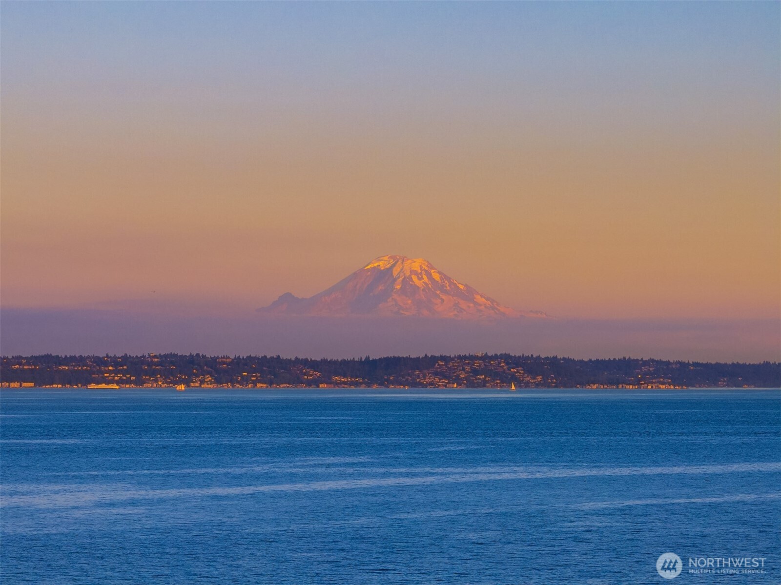 10668 NE Manor Lane , Bainbridge Island, WA 98110