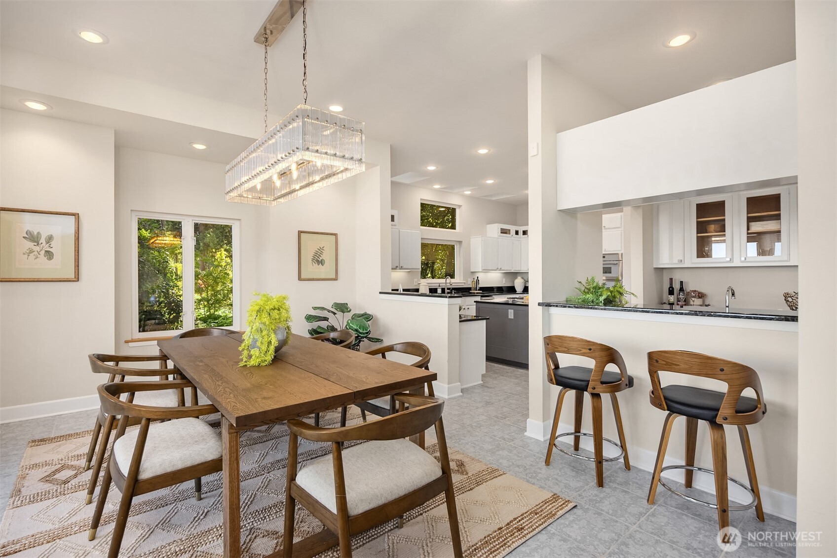 10668 NE Manor Lane , Bainbridge Island, WA 98110