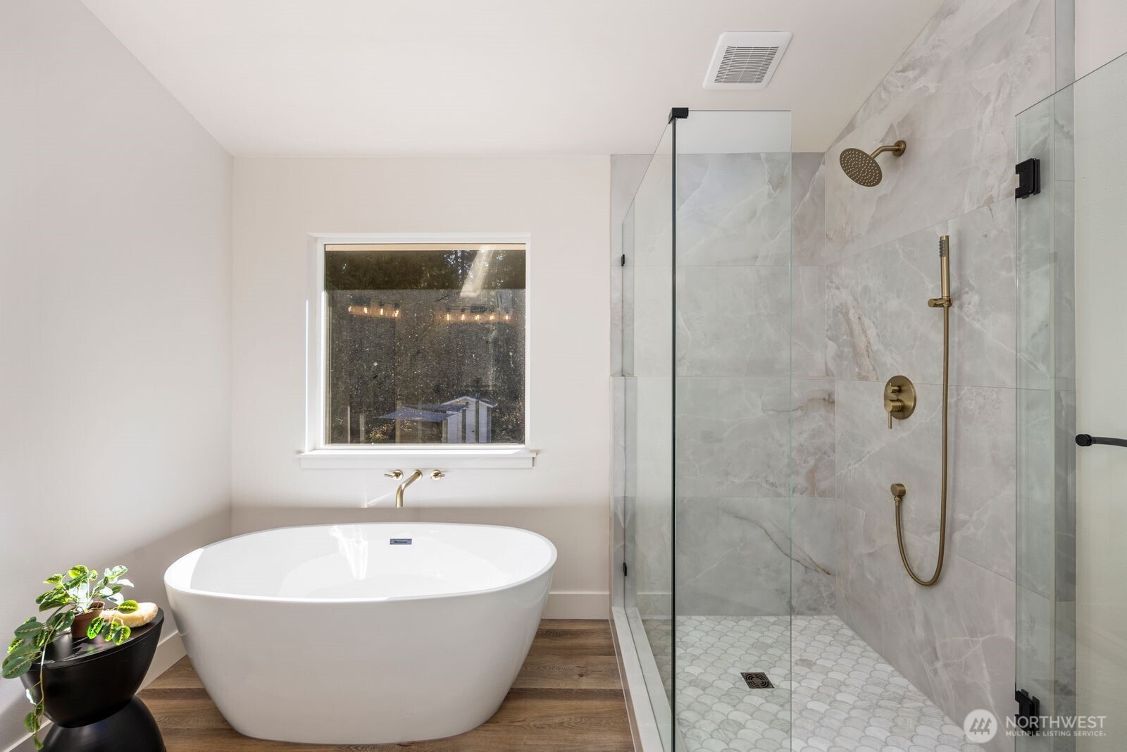 1174 SW Clevenger Lane , Port Orchard, WA 98367