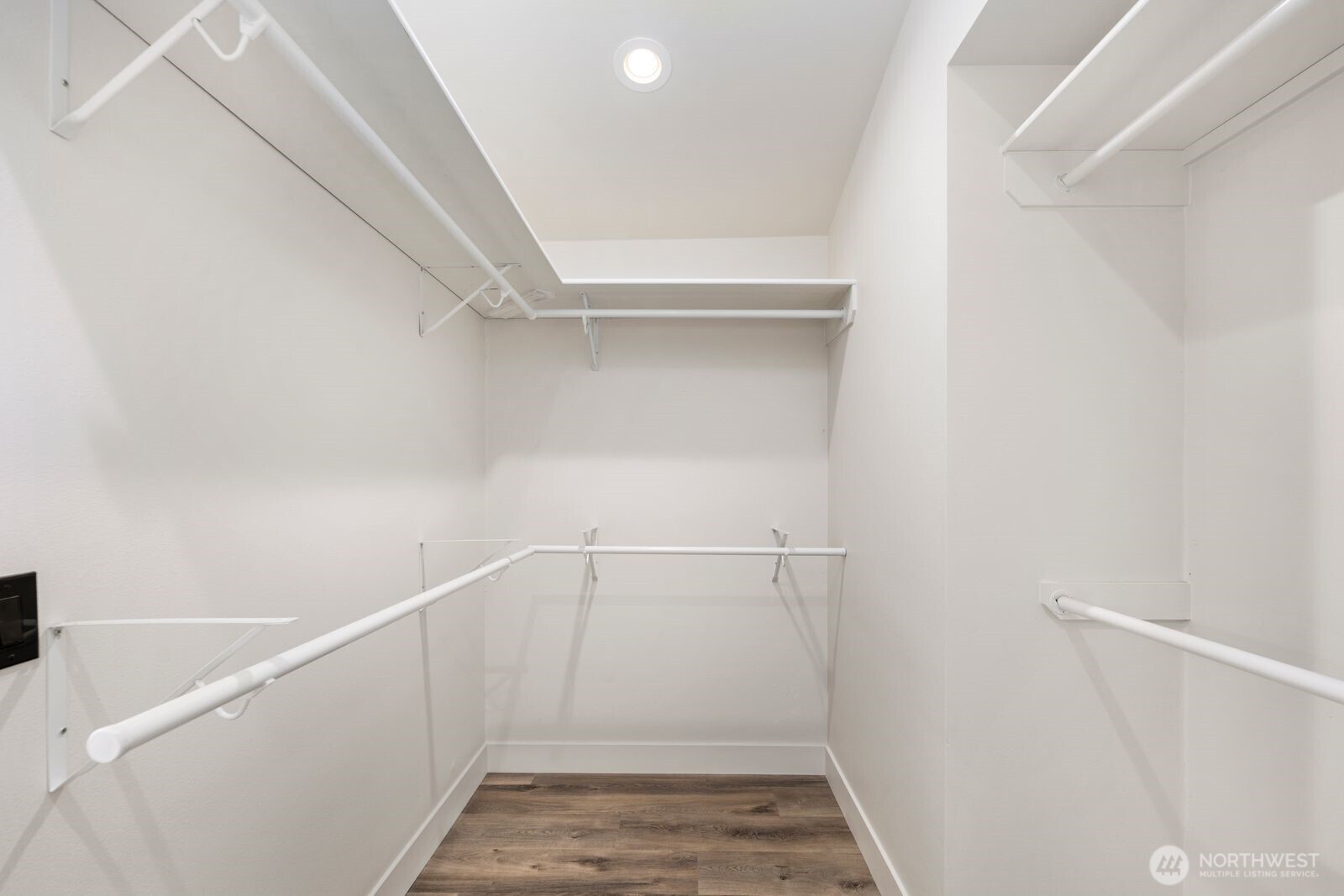 1174 SW Clevenger Lane , Port Orchard, WA 98367