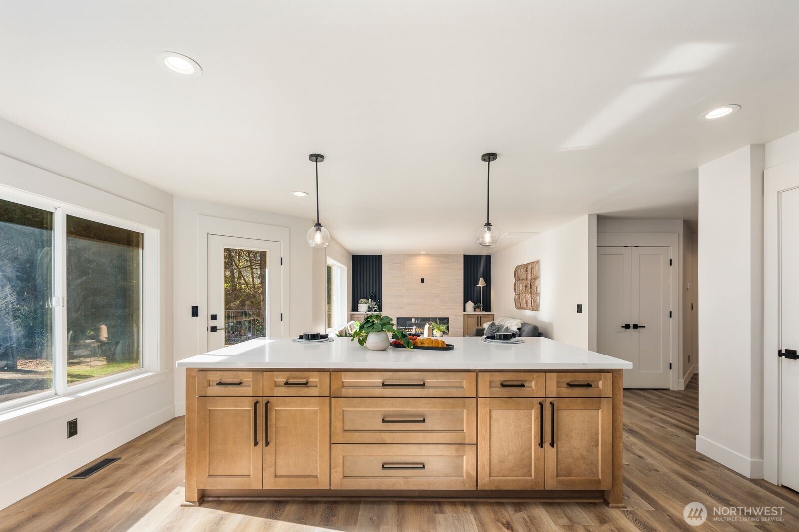 1174 SW Clevenger Lane , Port Orchard, WA 98367