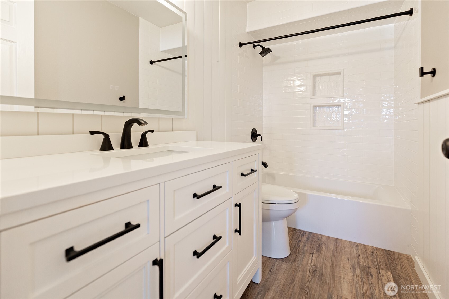 510 E Countryside Avenue , Ellensburg, WA 98926