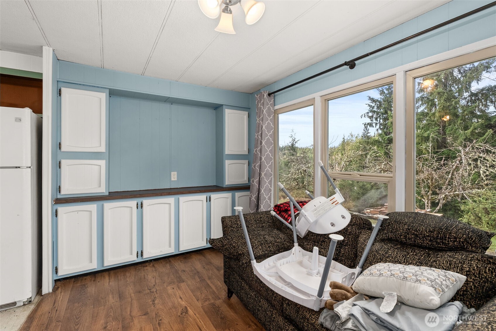 2700 Mallis Landing Road , Raymond, WA 98577