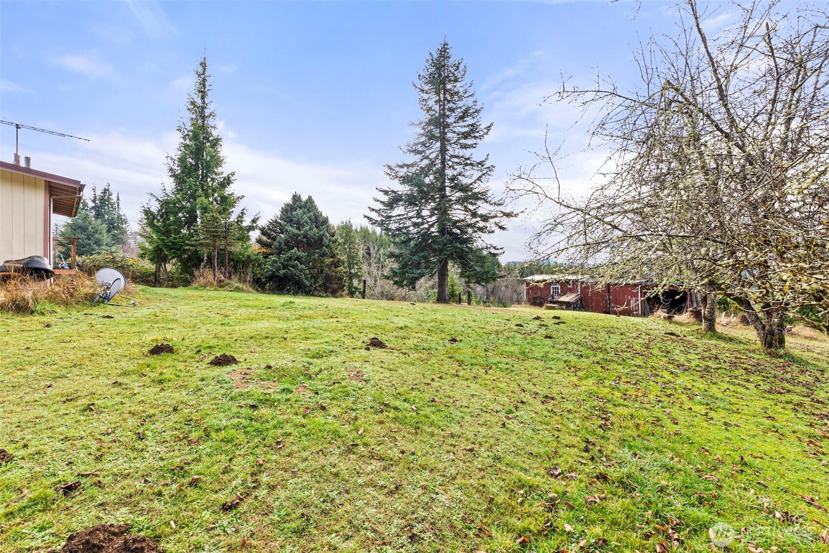 2700 Mallis Landing Road , Raymond, WA 98577