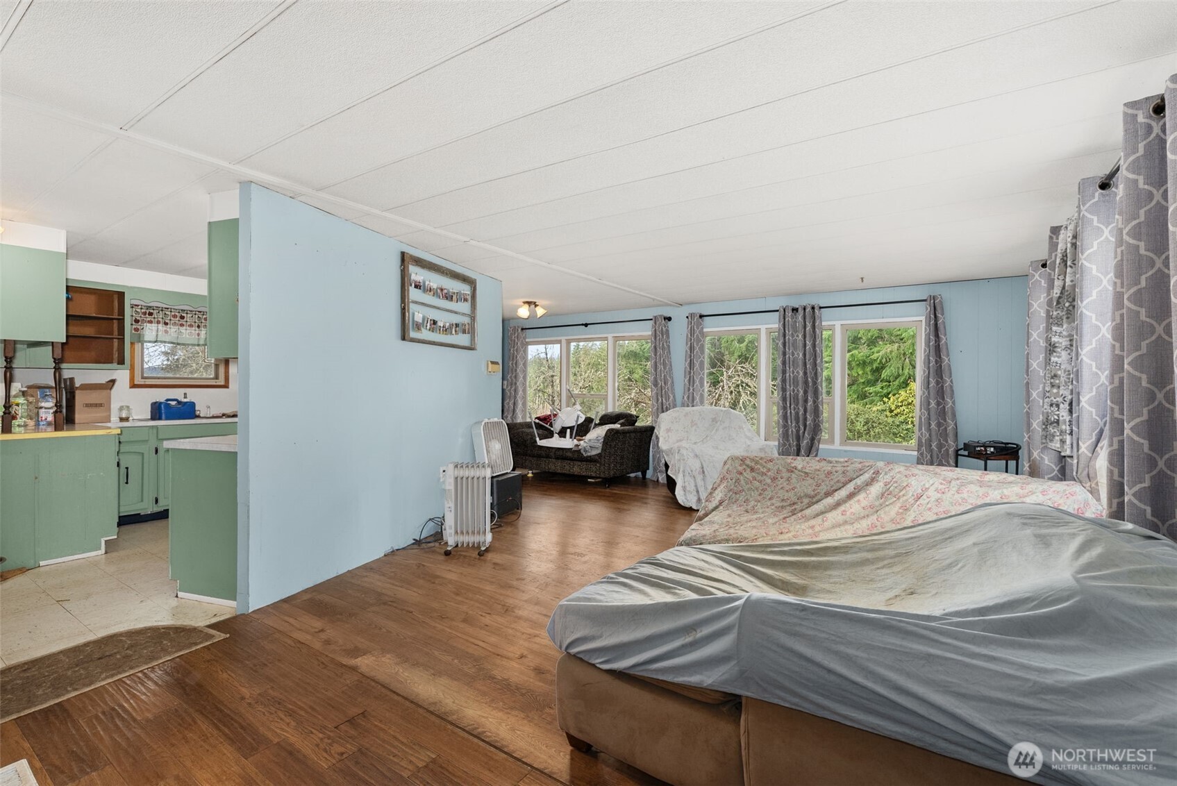 2700 Mallis Landing Road , Raymond, WA 98577