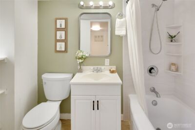 920 N 102nd Street , Seattle, WA 98133 - Photo 30