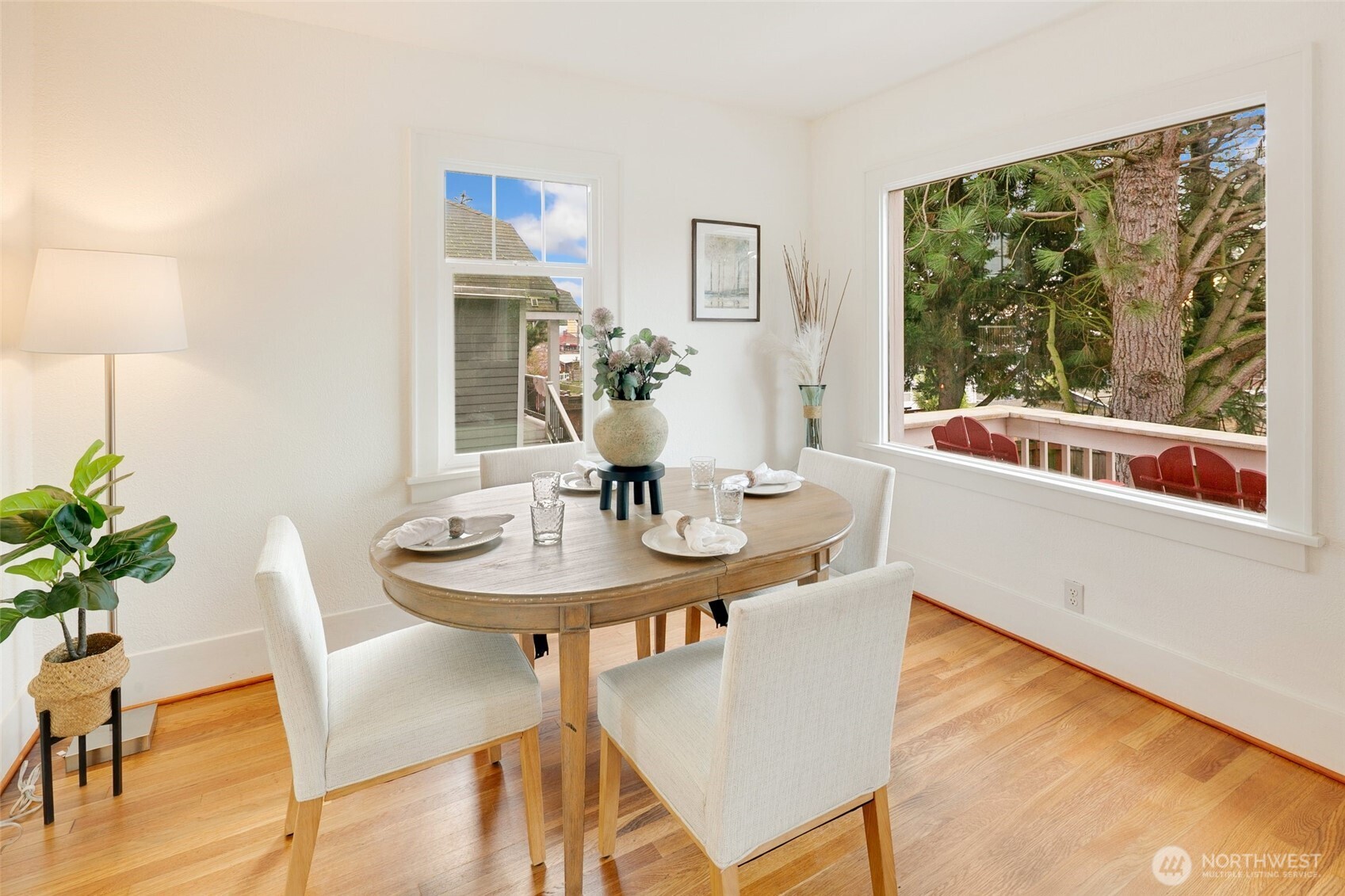 920 N 102nd Street , Seattle, WA 98133