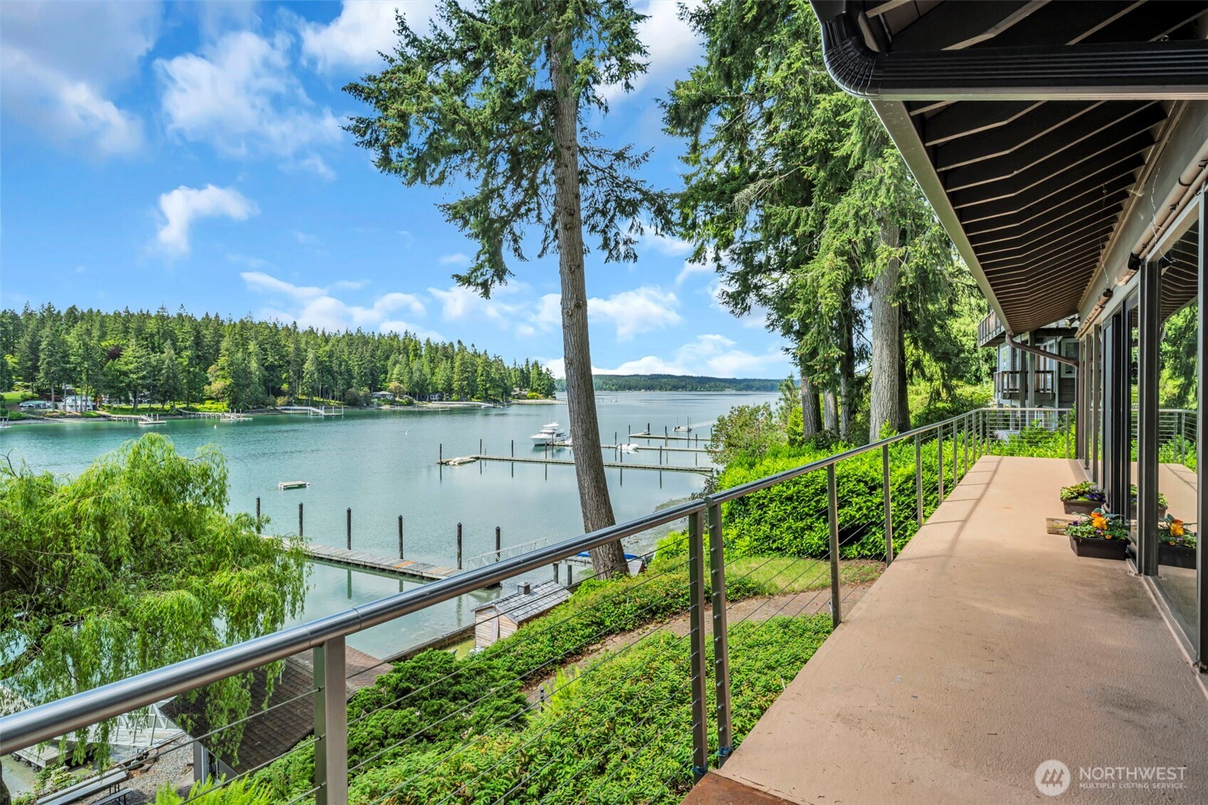 6490 NE Monte Vista Drive , Bainbridge Island, WA 98110