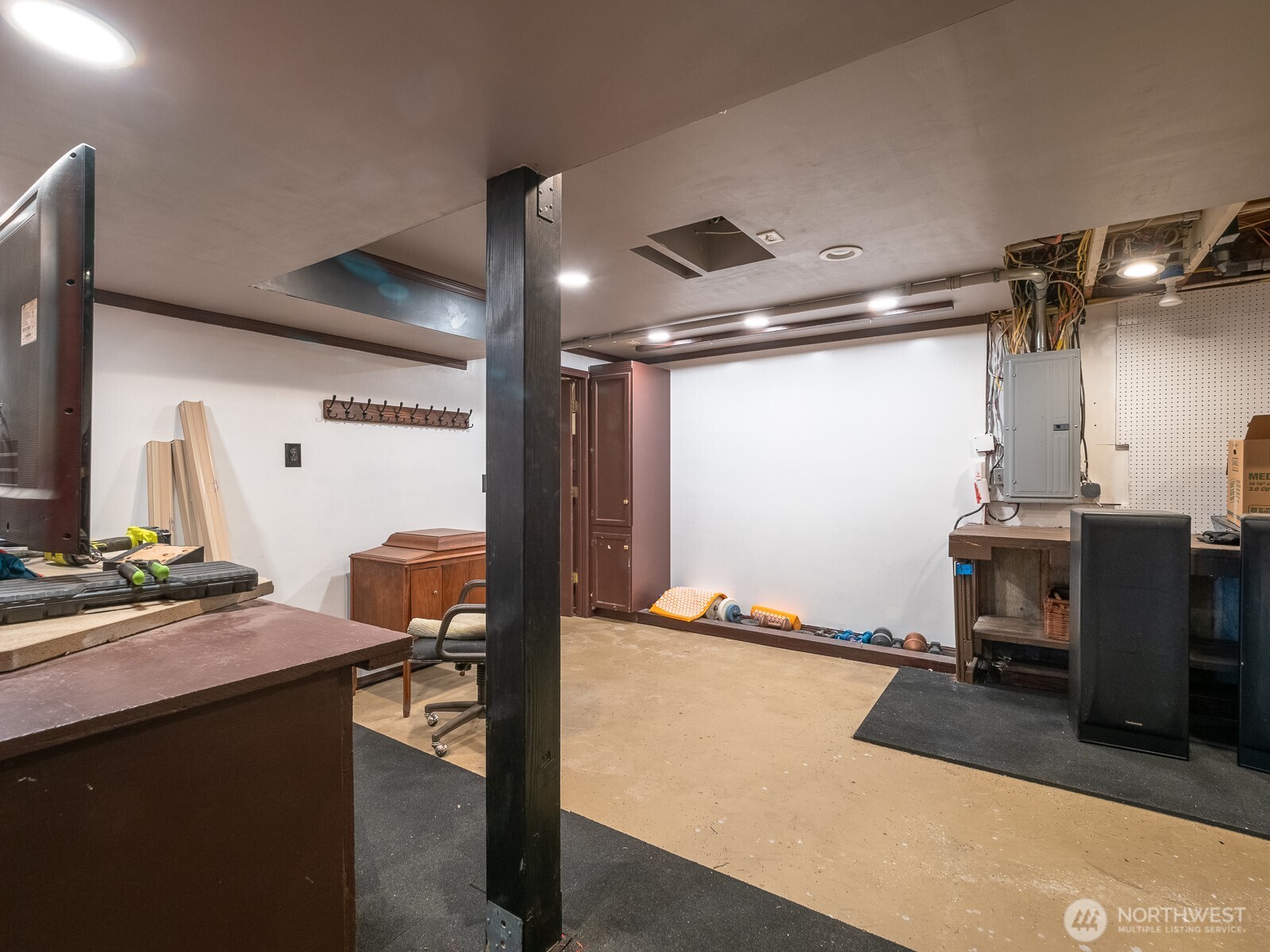 6490 NE Monte Vista Drive , Bainbridge Island, WA 98110