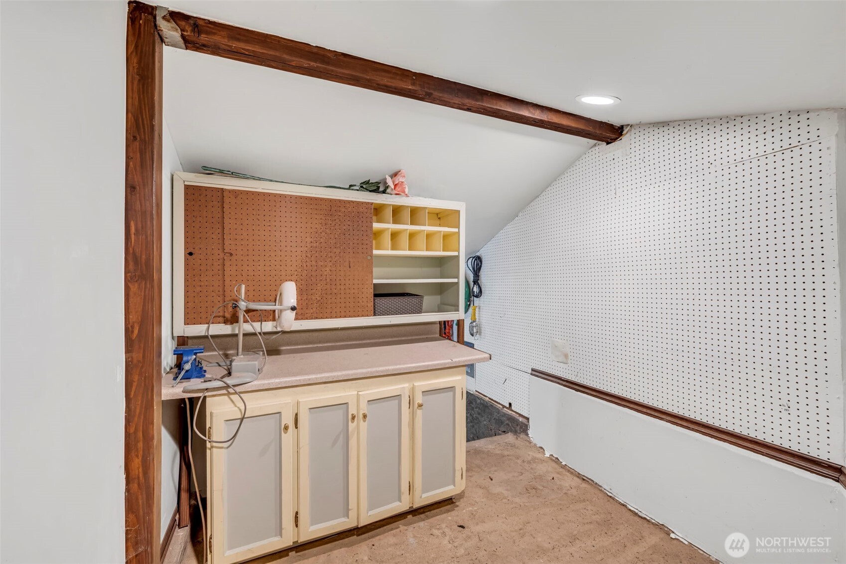 6490 NE Monte Vista Drive , Bainbridge Island, WA 98110